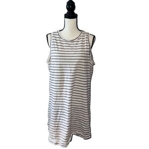 Old navy- white and purple dress
